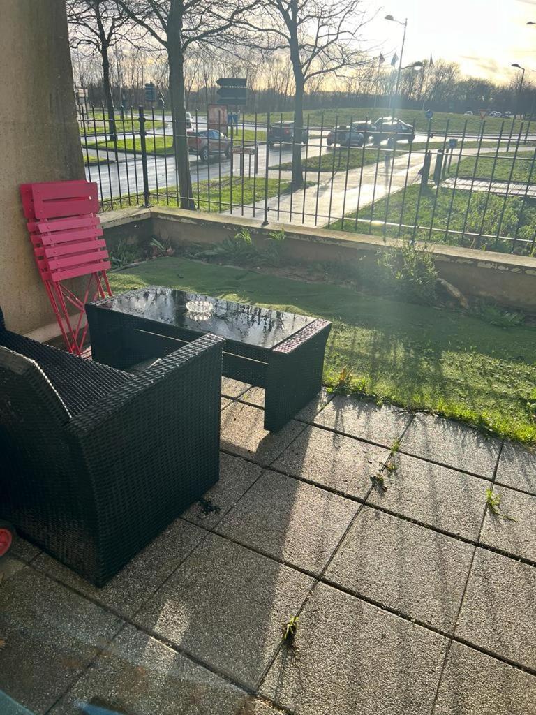 Appartement 5Min Gare Rer Disneyland Paris Val D'Europe La Vallee Village Parking Inclus Montévrain Exteriör bild