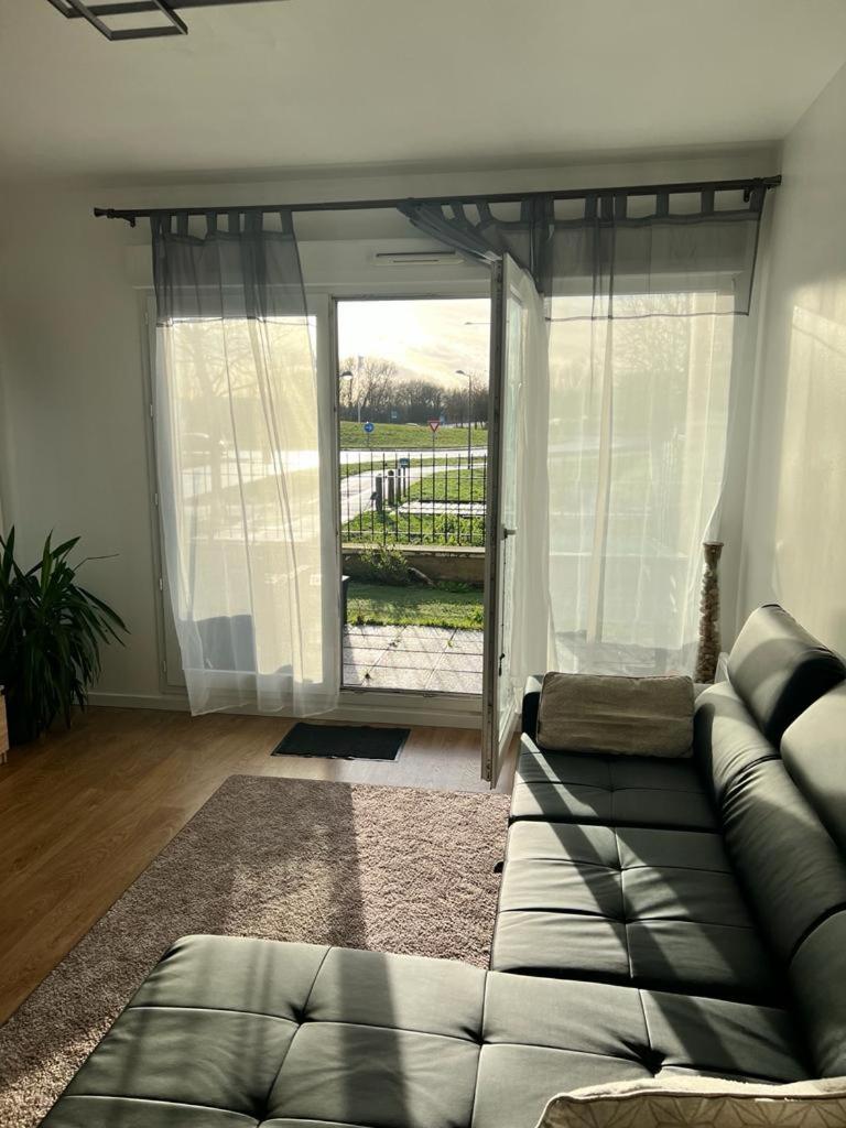 Appartement 5Min Gare Rer Disneyland Paris Val D'Europe La Vallee Village Parking Inclus Montévrain Exteriör bild