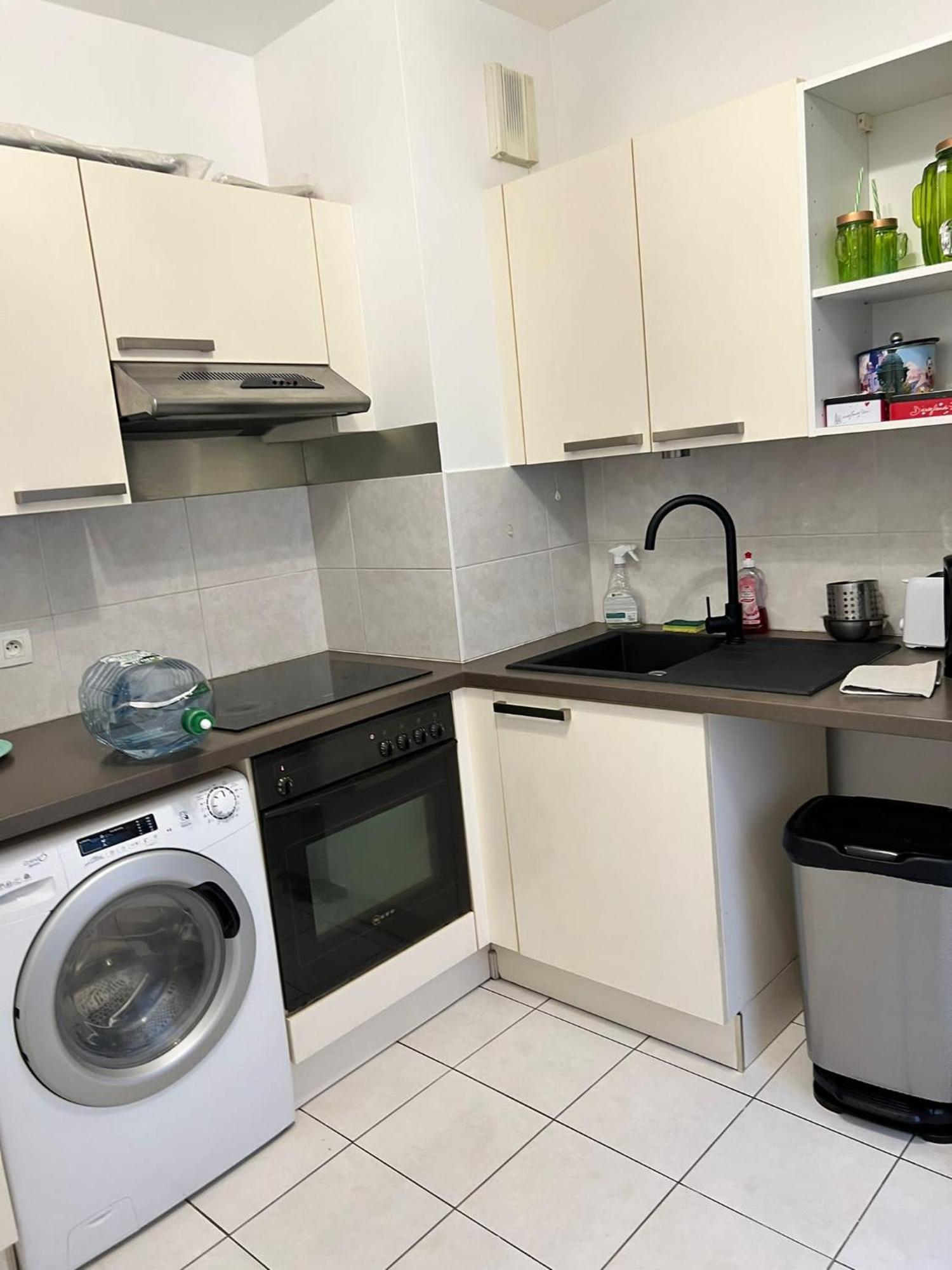Appartement 5Min Gare Rer Disneyland Paris Val D'Europe La Vallee Village Parking Inclus Montévrain Exteriör bild
