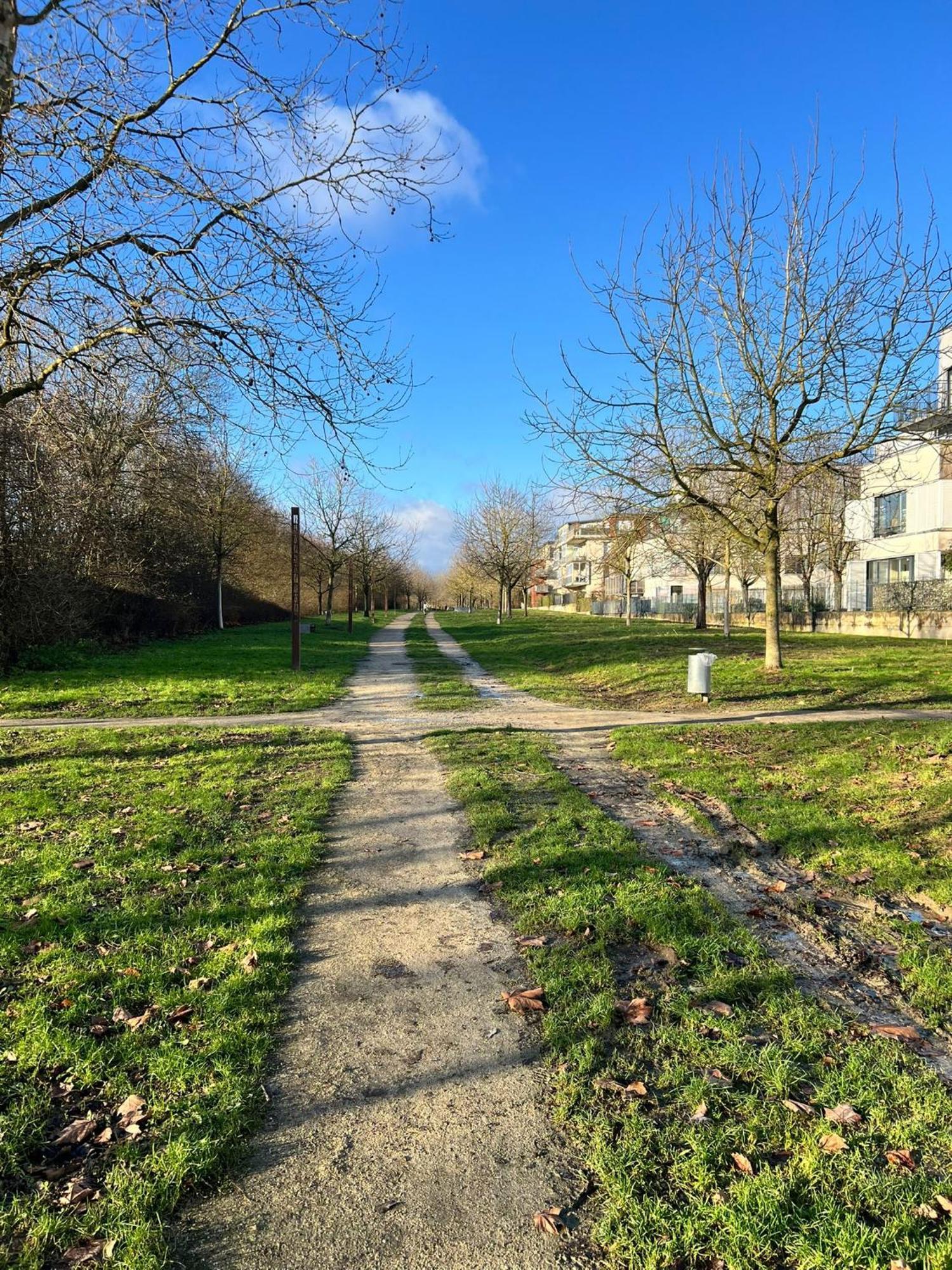 Appartement 5Min Gare Rer Disneyland Paris Val D'Europe La Vallee Village Parking Inclus Montévrain Exteriör bild